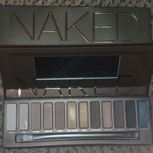 BRAND NEW IN BOX Urban Decay Naked Palette